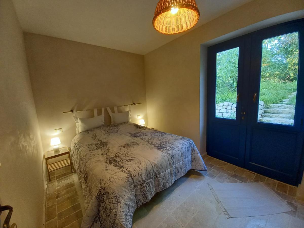 La Casa Dalle Finestre Blu Abbateggio Экстерьер фото