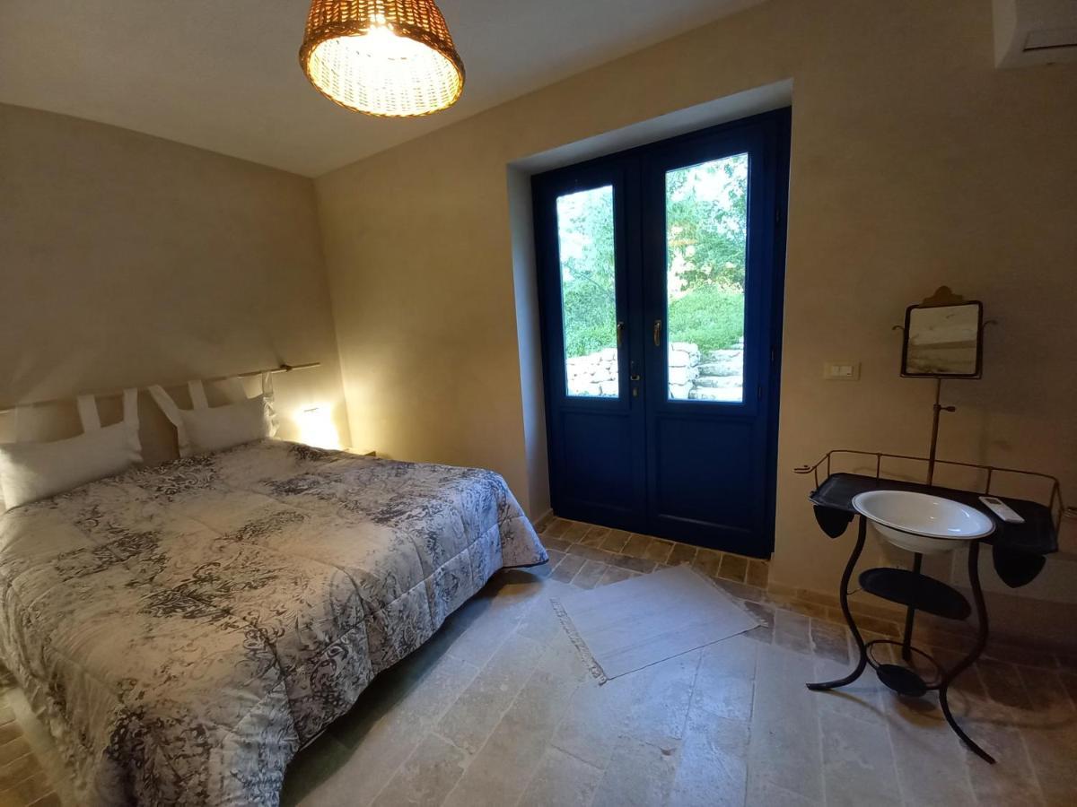 La Casa Dalle Finestre Blu Abbateggio Экстерьер фото